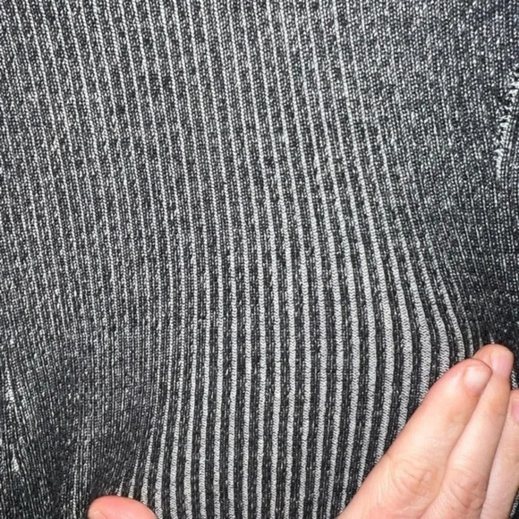 PHILOSOPHY‎ Ribbed Sweater - Picture 5 of 8